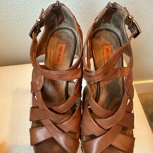 Miz Mooz Women's Tan Leather Sandals